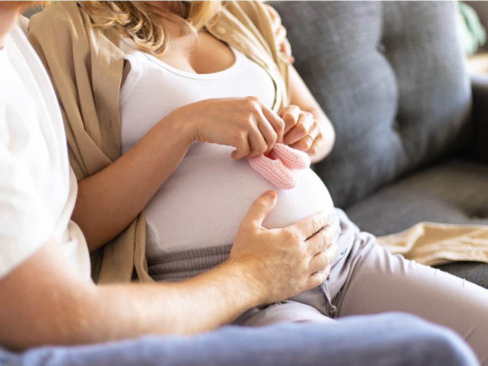 Chất lượng tinh trùng của người chồng đảm bảo sẽ hỗ trợ người vợ làm IVF thành công cao